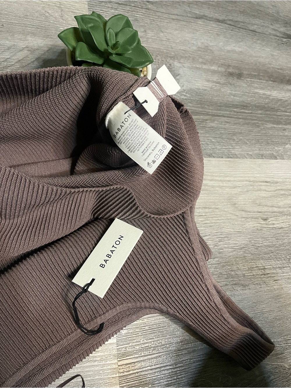 Babaton Sz M Sculpt Knit One-Shoulder Ribbed Dress Deep Taupe Sz Medium Aritzia - Picture 9 of 15